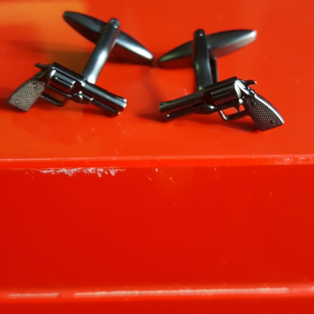 Cufflinks - Picture 1 of 3